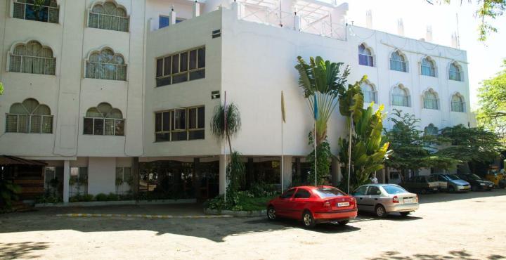 Maya'S Kings Kourt Mysore Esterno foto